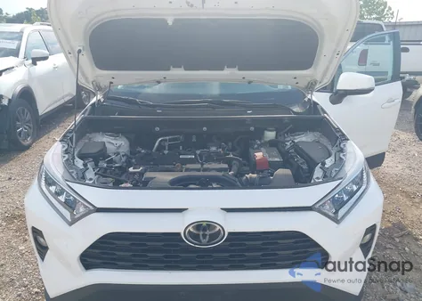 2021 Toyota Rav4 Xle из США, поврежденный, VIN 2T3W1RFV1MW108966